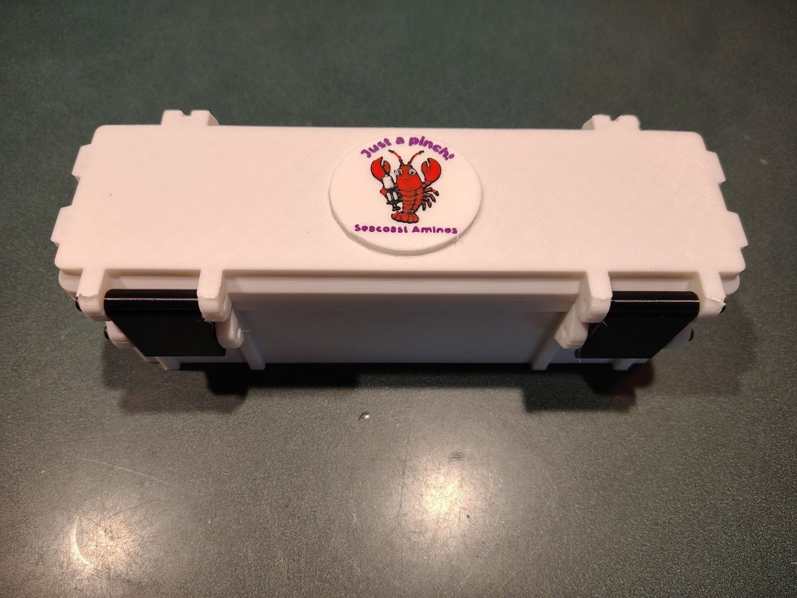 9 Pen Clamshell Holder - Image 4